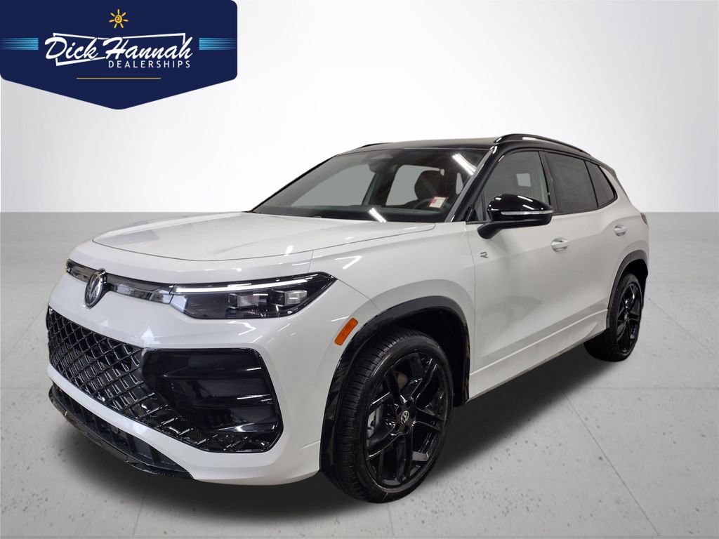 New 2025 Volkswagen Tiguan SE R-Line