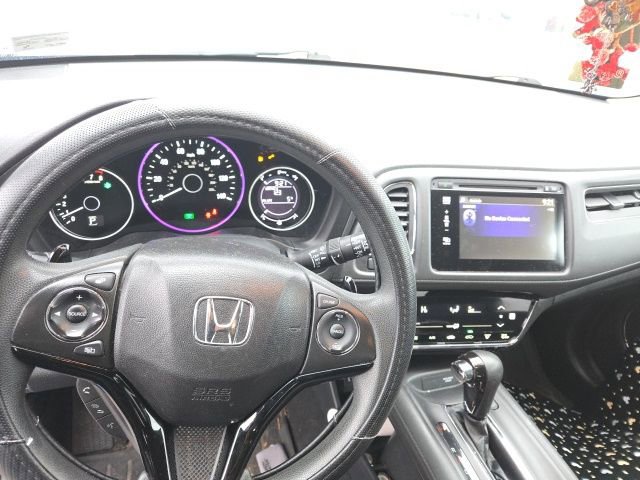 Used 2018 Honda HR-V EX image 5