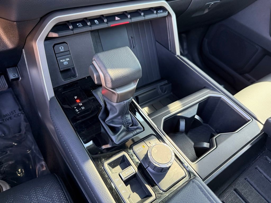 Used 2025 Toyota Tundra Limited image 30