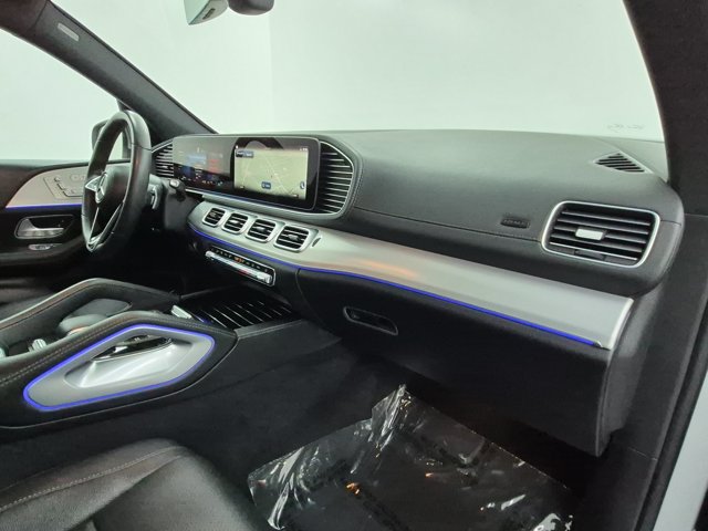 Used 2025 Mercedes-Benz GLS 450 4MATIC image 26