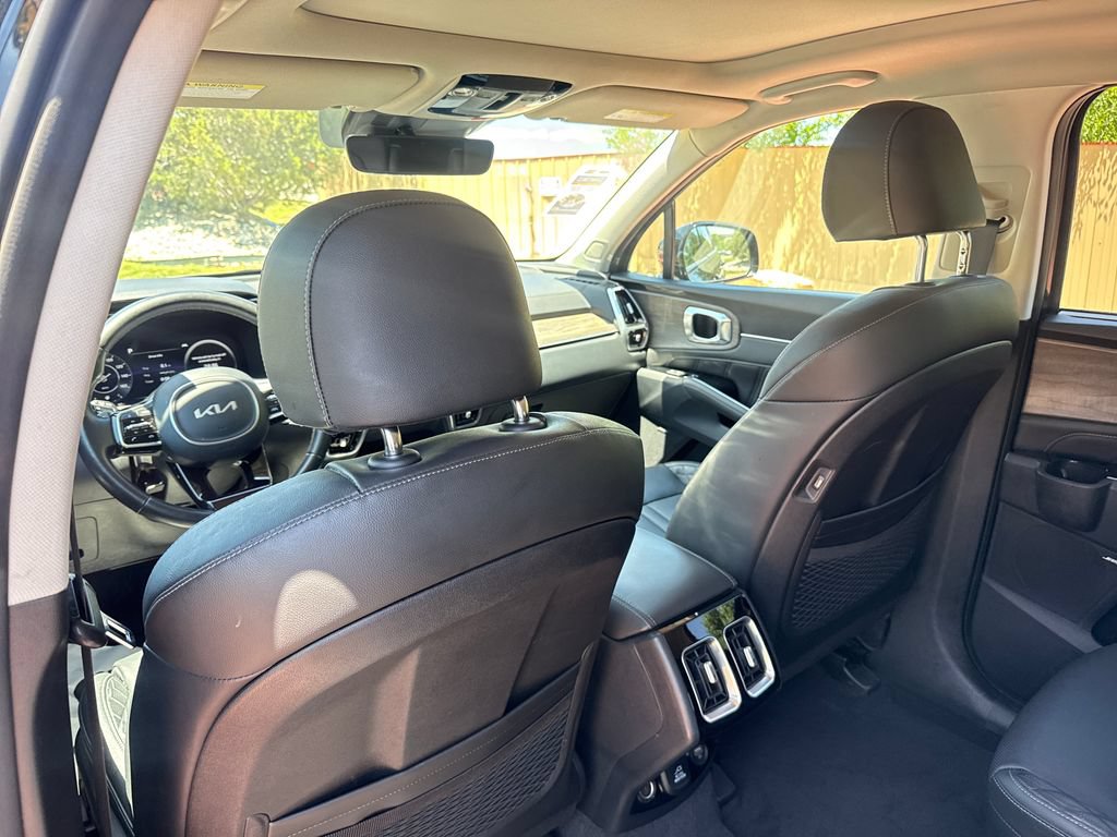 Used 2023 Kia Sorento SX Prestige AWD/4WD image 22