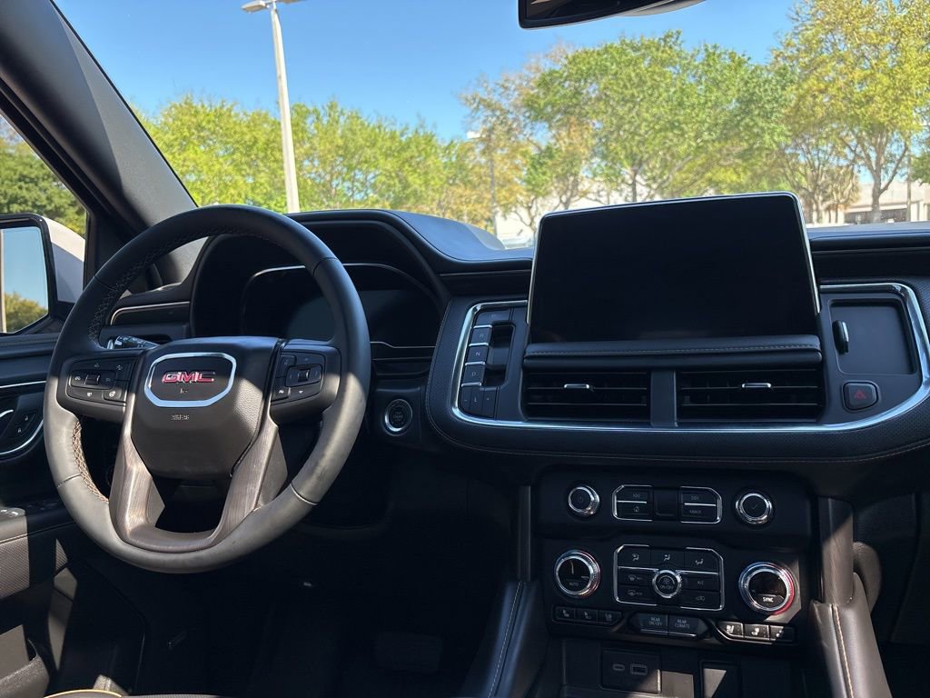 Used 2024 GMC Yukon AT4 w/ AT4 Premium Package AWD/4WD image 27