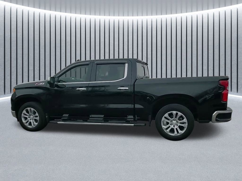 Used 2022 Chevrolet Silverado 1500 LTZ w/ LTZ Premium Package image 17