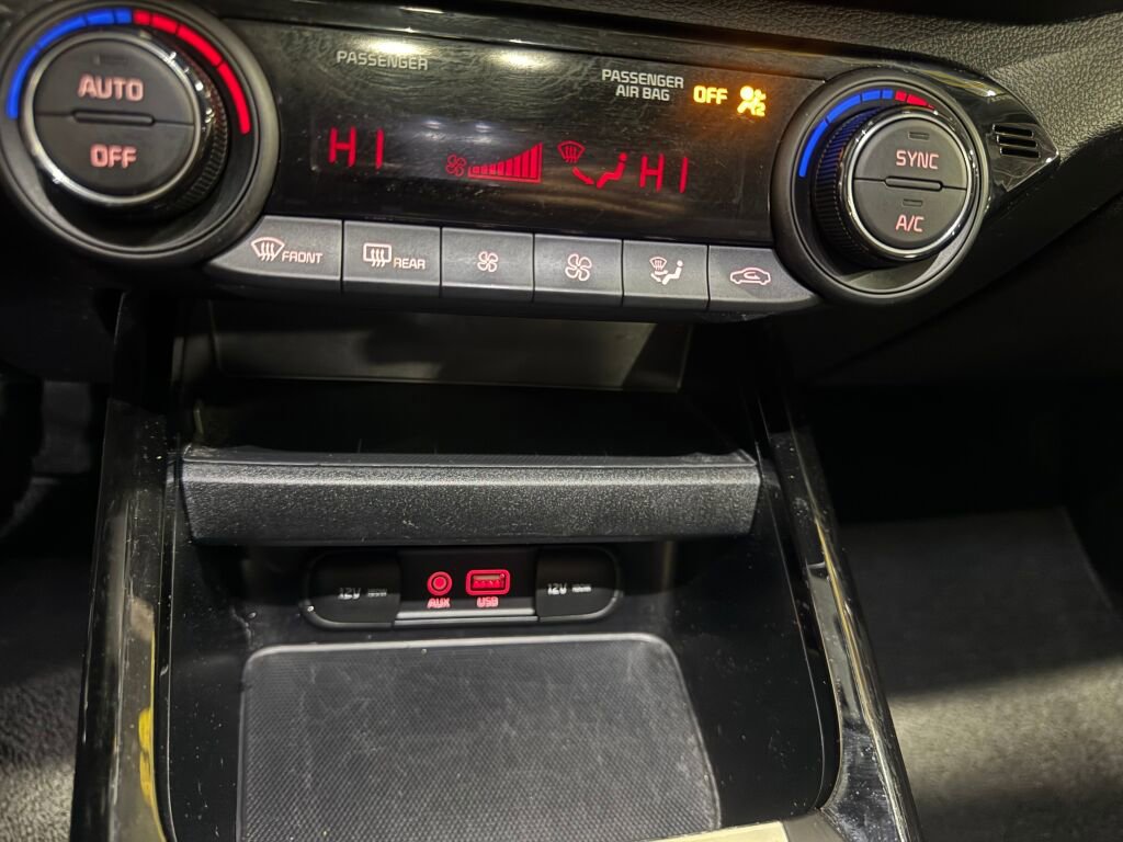 Used 2019 Kia Forte S w/ S Premium Package image 13