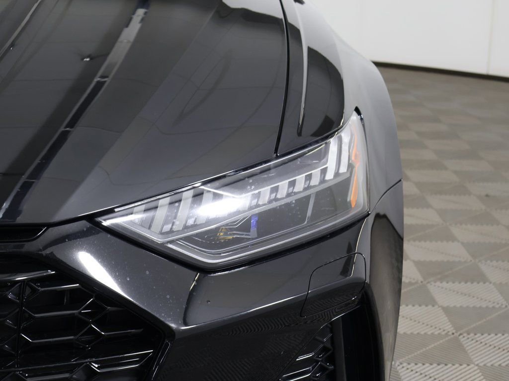 Used 2025 Audi RS 6 performance image 16