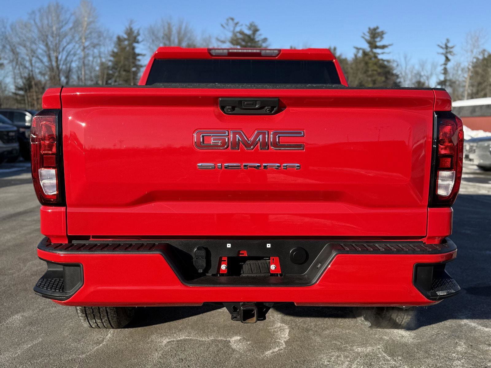 Certified 2025 GMC Sierra 1500 Pro w/ Graphite Edition image 6