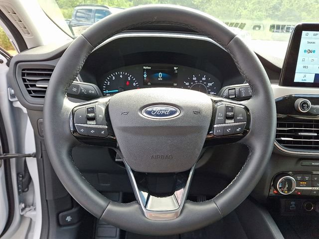Used 2022 Ford Escape SE w/ Convenience Package image 23