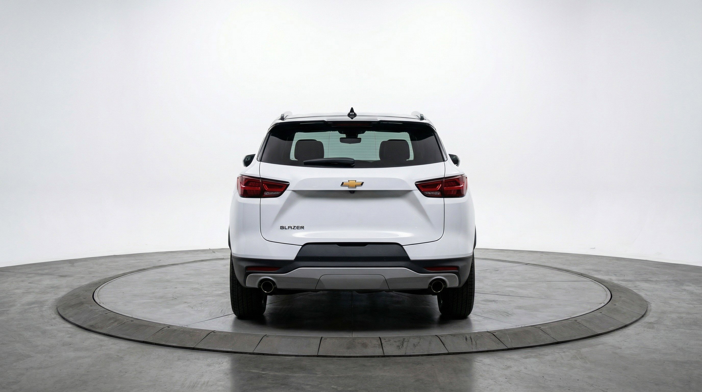 Used 2025 Chevrolet Blazer LT image 7