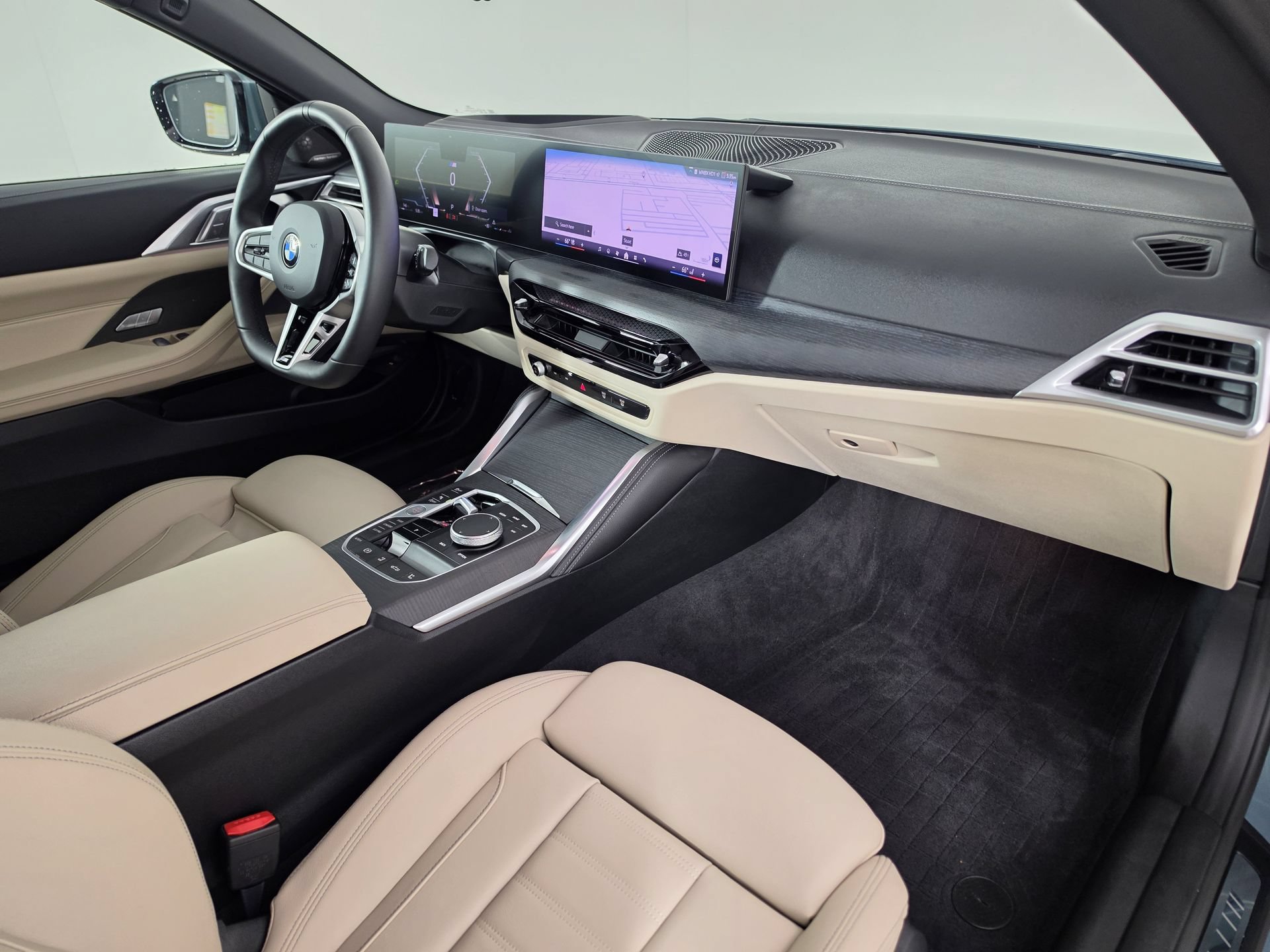 Used 2026 BMW 430i Convertible w/ M Sport Package RWD image 23