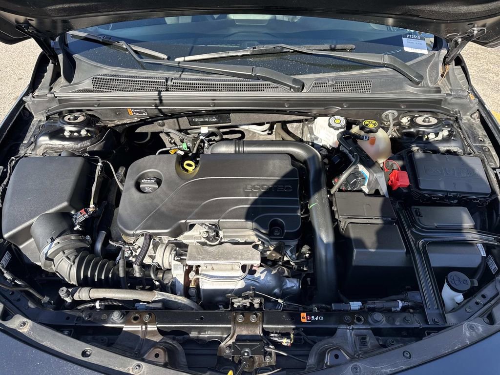 Certified 2024 Chevrolet Malibu LT image 3