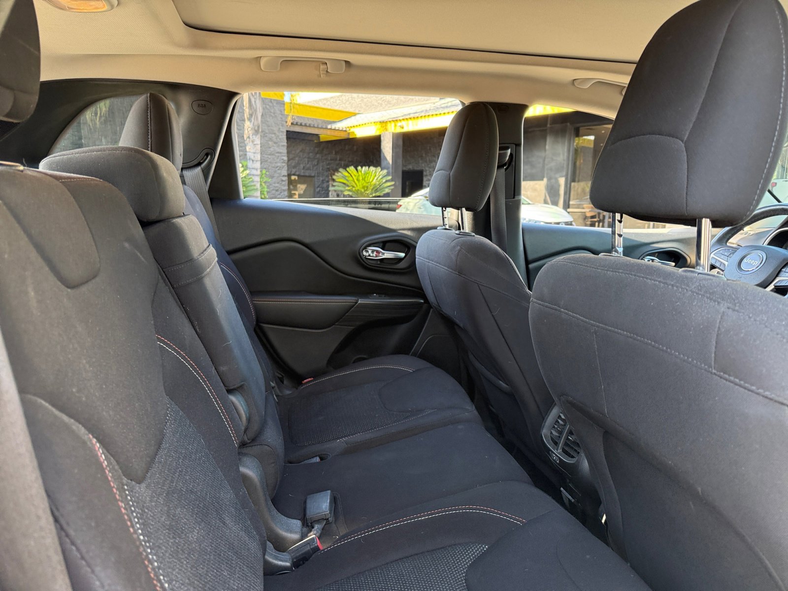 Used 2017 Jeep Cherokee 75th Anniversary image 17