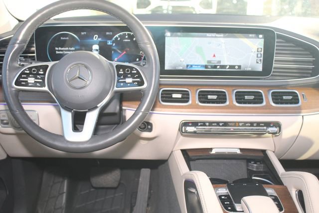 Used 2020 Mercedes-Benz GLS 450 4MATIC image 4
