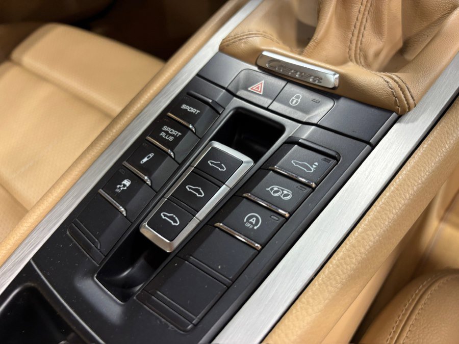 Used 2013 Porsche 911 Carrera 4S AWD/4WD image 7