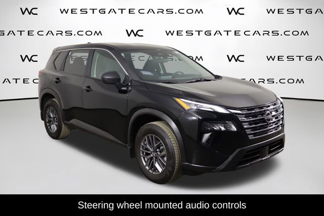 Used 2025 Nissan Rogue S FWD image 4