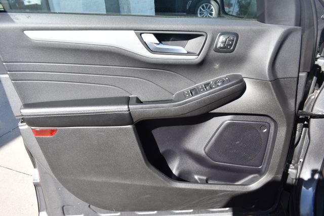 Used 2024 Ford Escape Platinum AWD/4WD image 19