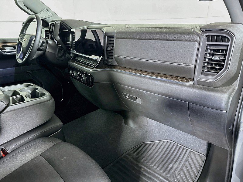 Used 2023 Chevrolet Silverado 1500 LT AWD/4WD image 28