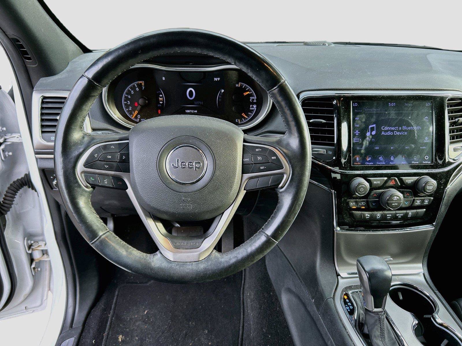 Used 2020 Jeep Grand Cherokee Limited w/ Luxury Group II RWD image 38