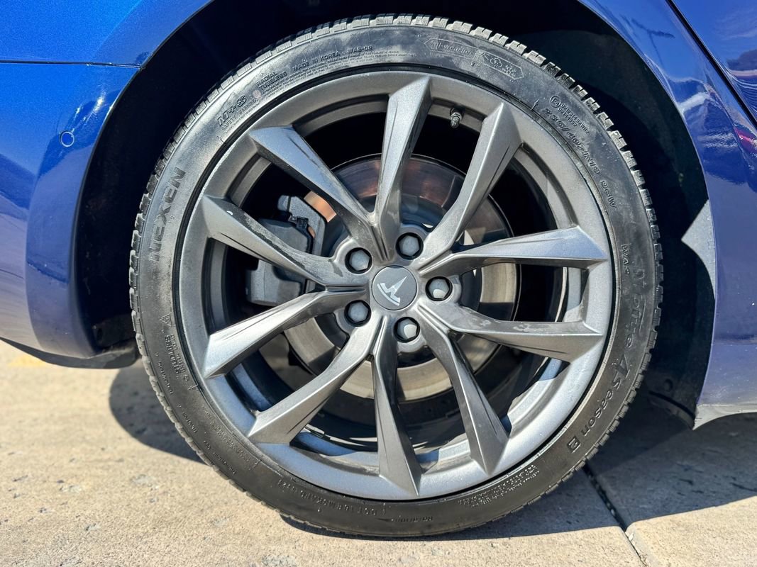 Used 2018 Tesla Model 3 Long Range AWD/4WD image 9