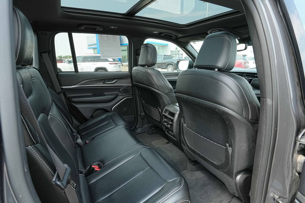 Used 2024 Jeep Grand Cherokee Limited 4xe AWD/4WD image 25