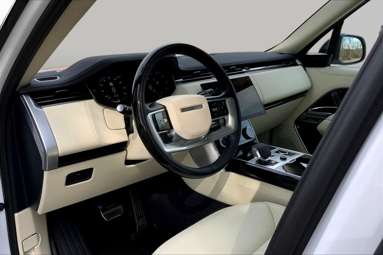 Used 2023 Land Rover Range Rover SE AWD/4WD image 16