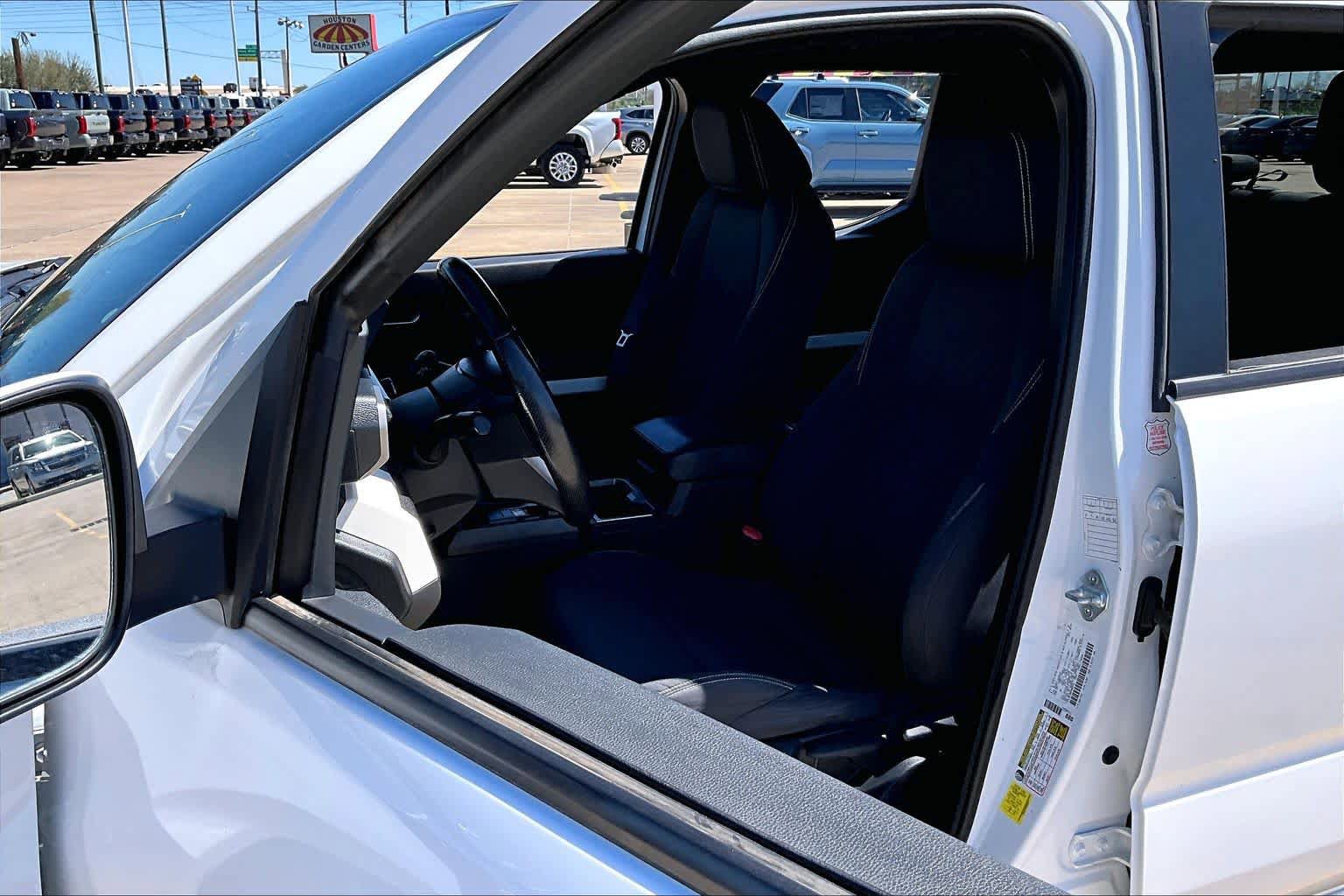 Used 2024 Toyota Tacoma TRD Off-Road AWD/4WD image 8