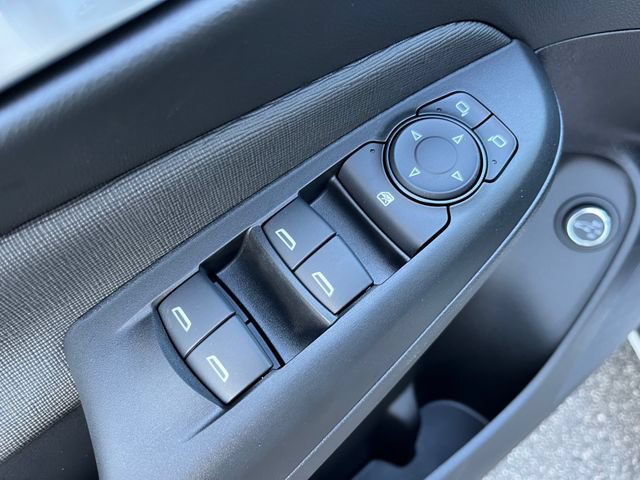 New 2026 Buick Envista Avenir FWD image 9