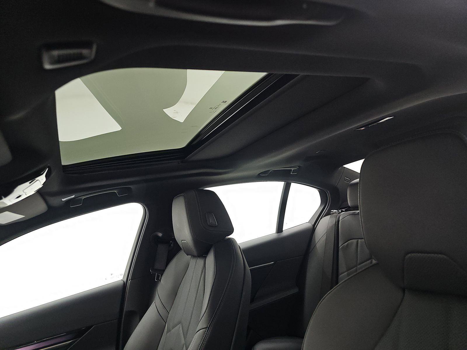 Used 2026 BMW 540i xDrive AWD/4WD image 11