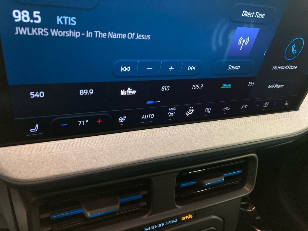 Used 2025 Ford Maverick XLT w/ XLT Luxury Package image 9