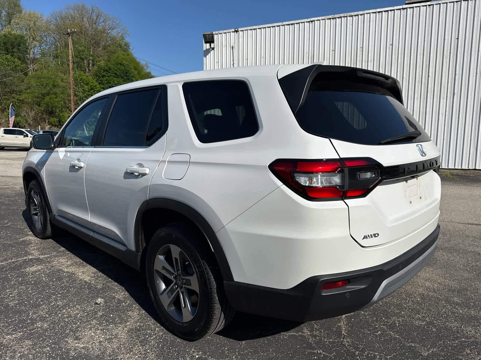 Used 2023 Honda Pilot EX-L image 5