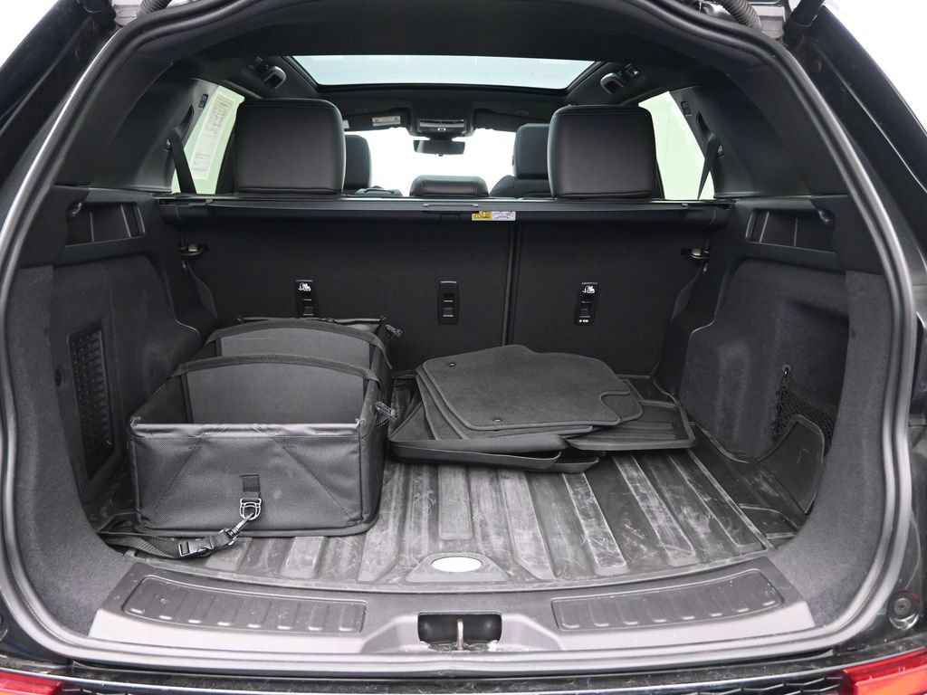 Used 2025 Land Rover Discovery Sport Dynamic SE AWD/4WD image 28