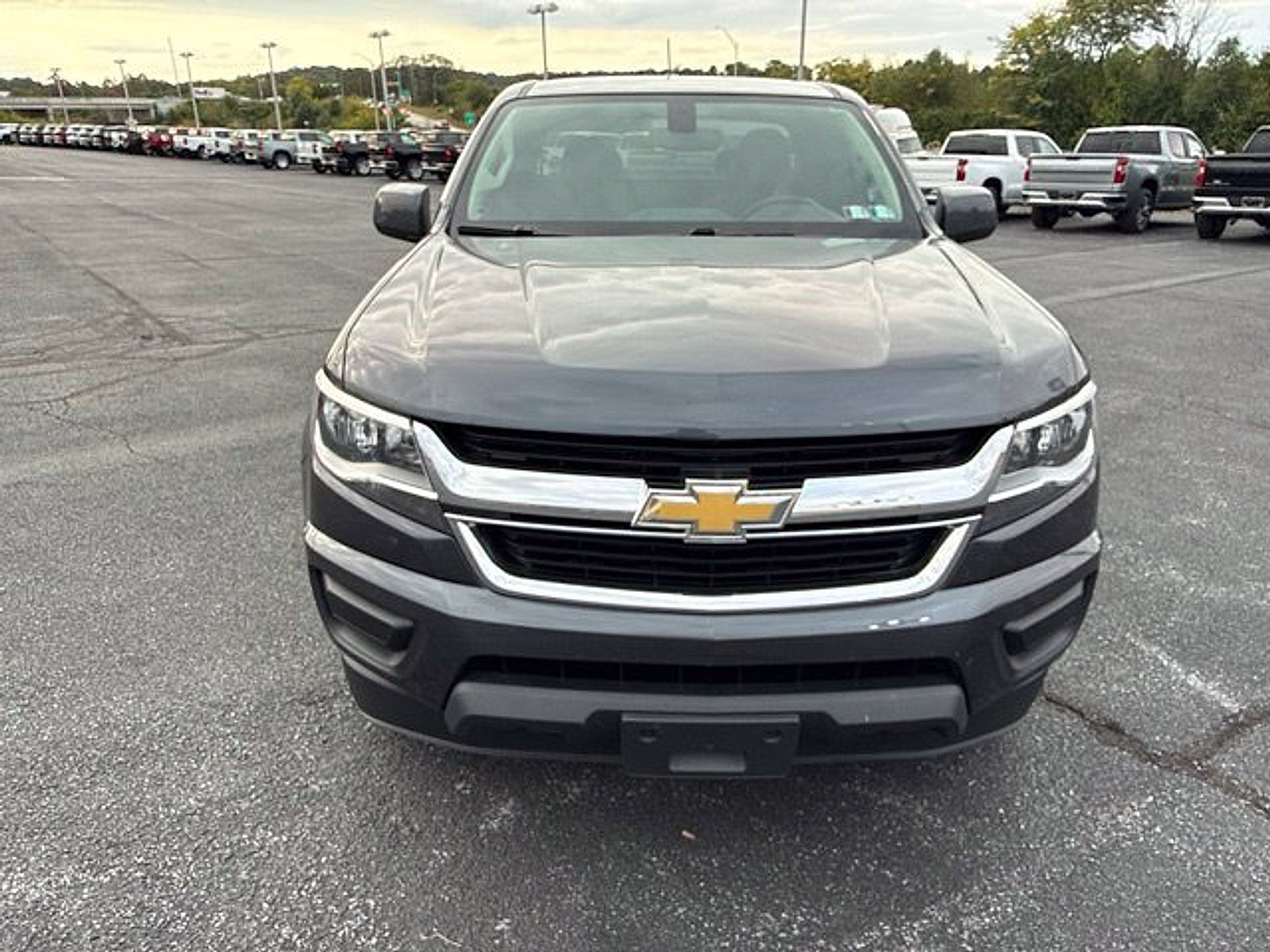 Used 2016 Chevrolet Colorado LT AWD/4WD image 2