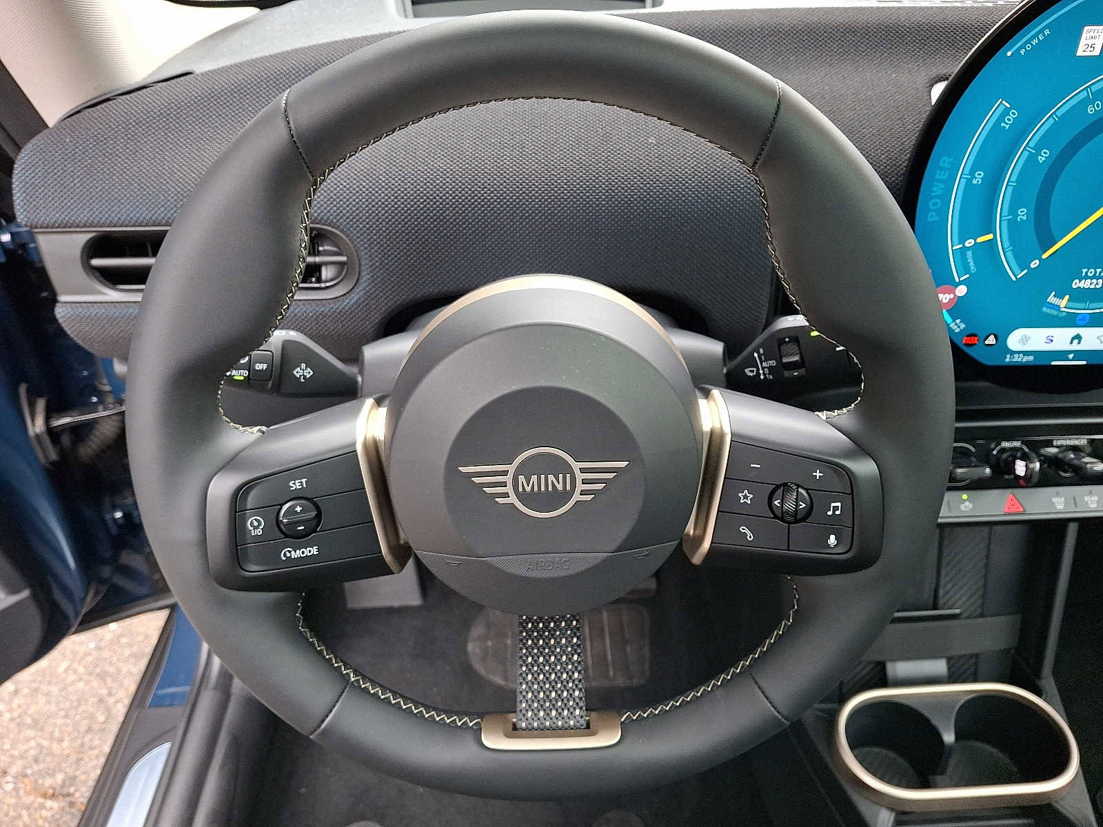 Used 2025 MINI Cooper 2-Door Hardtop image 20