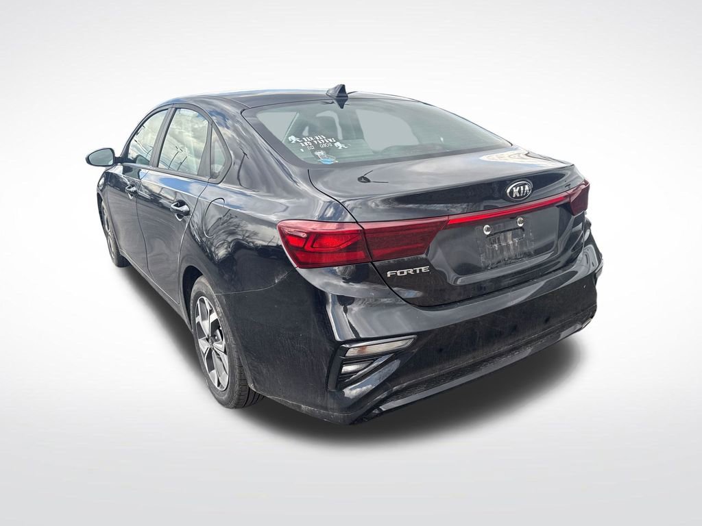 Used 2021 Kia Forte LXS image 4