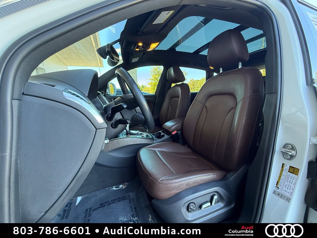 Used 2017 Audi Q5 2.0T Premium Plus w/ Technology Package AWD/4WD image 5