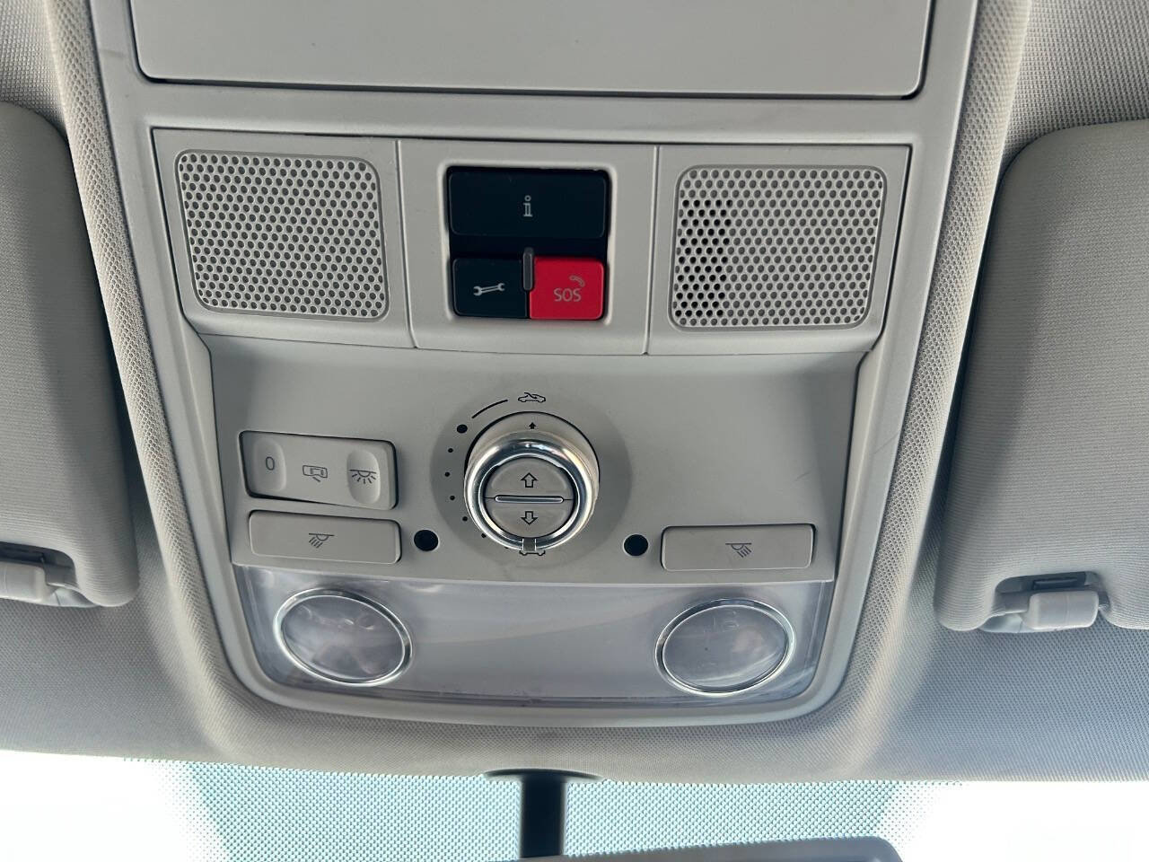 Used 2017 Volkswagen Tiguan Wolfsburg Edition image 26