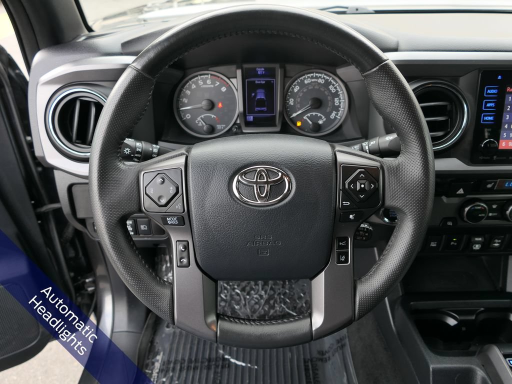 Used 2018 Toyota Tacoma TRD Sport w/ TRD Premium Sport Package RWD image 21