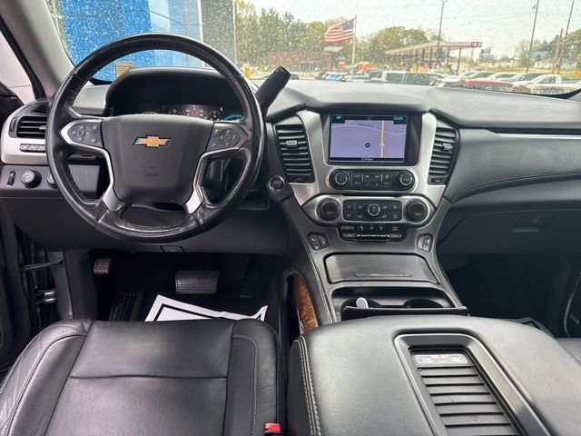 Used 2020 Chevrolet Suburban Premier image 27