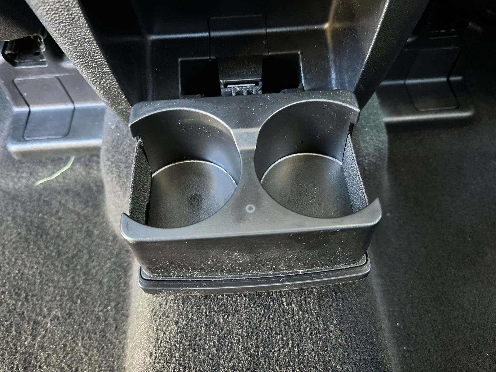 Used 2023 Ford Explorer XLT w/ Equipment Group 202A image 15