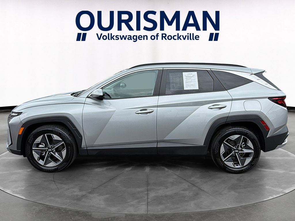Used 2025 Hyundai Tucson SEL FWD image 3