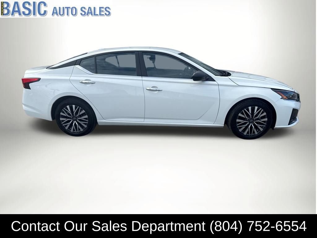 Used 2025 Nissan Altima 2.5 SV image 6