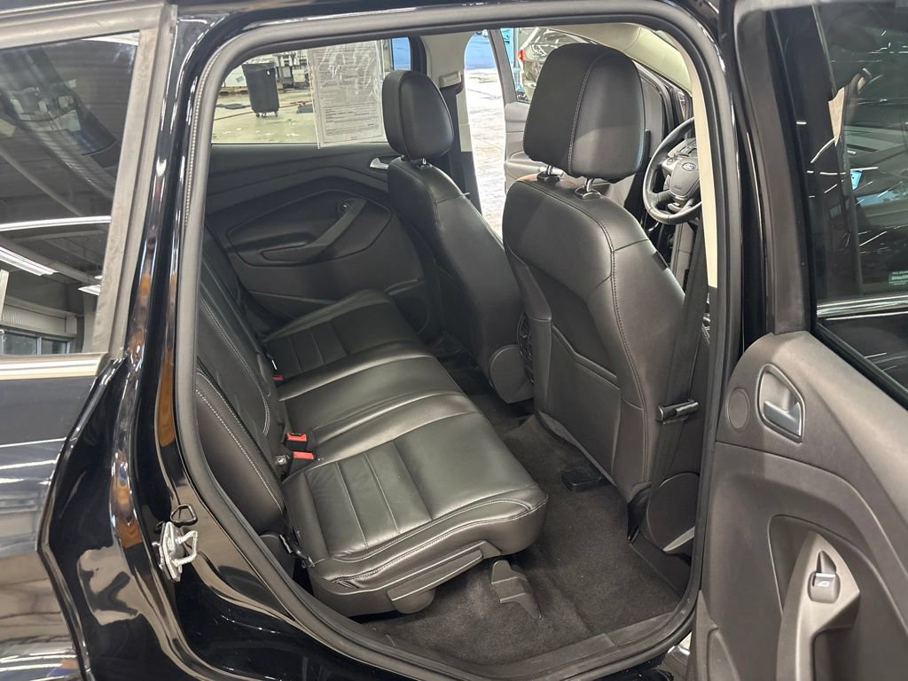 Used 2016 Ford Escape Titanium AWD/4WD image 17