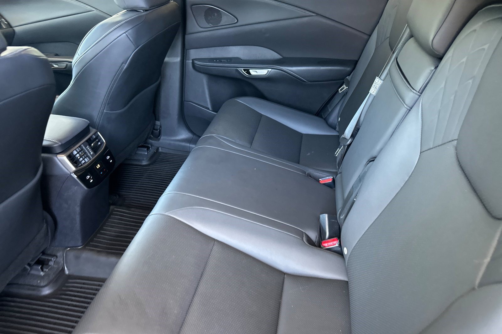 Certified 2025 Lexus RX 350h AWD/4WD image 27