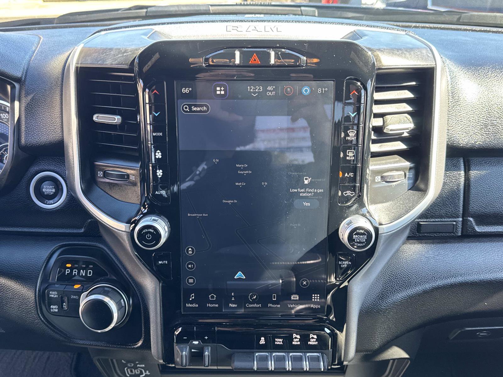 Used 2024 RAM 2500 Big Horn w/ Night Edition image 24