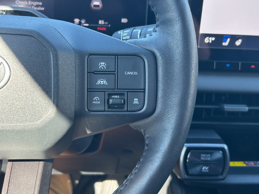 Used 2026 Toyota RAV4 XSE w/ Panoramic Sun Roof Package AWD/4WD image 40