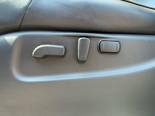 Used 2016 INFINITI QX80 Limited w/ All Season Package image 12