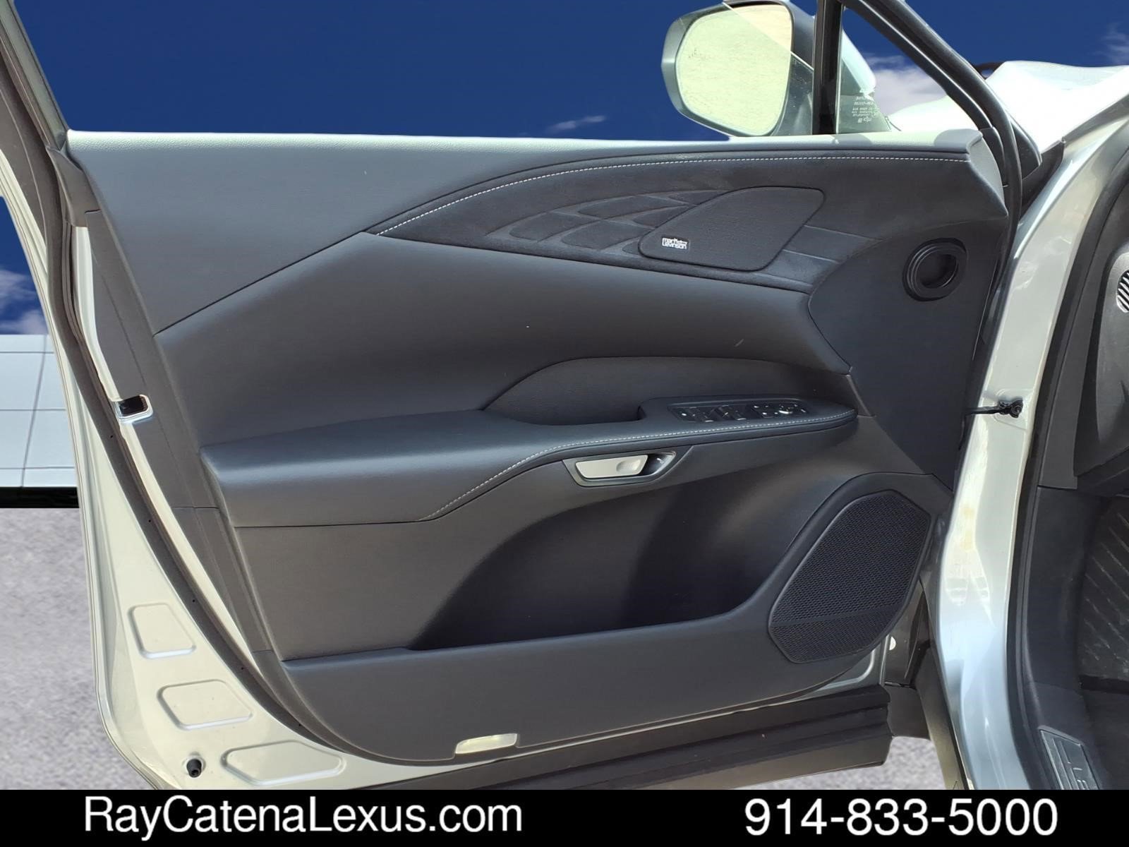 Certified 2024 Lexus RX 450h AWD w/ Convenience Package image 10