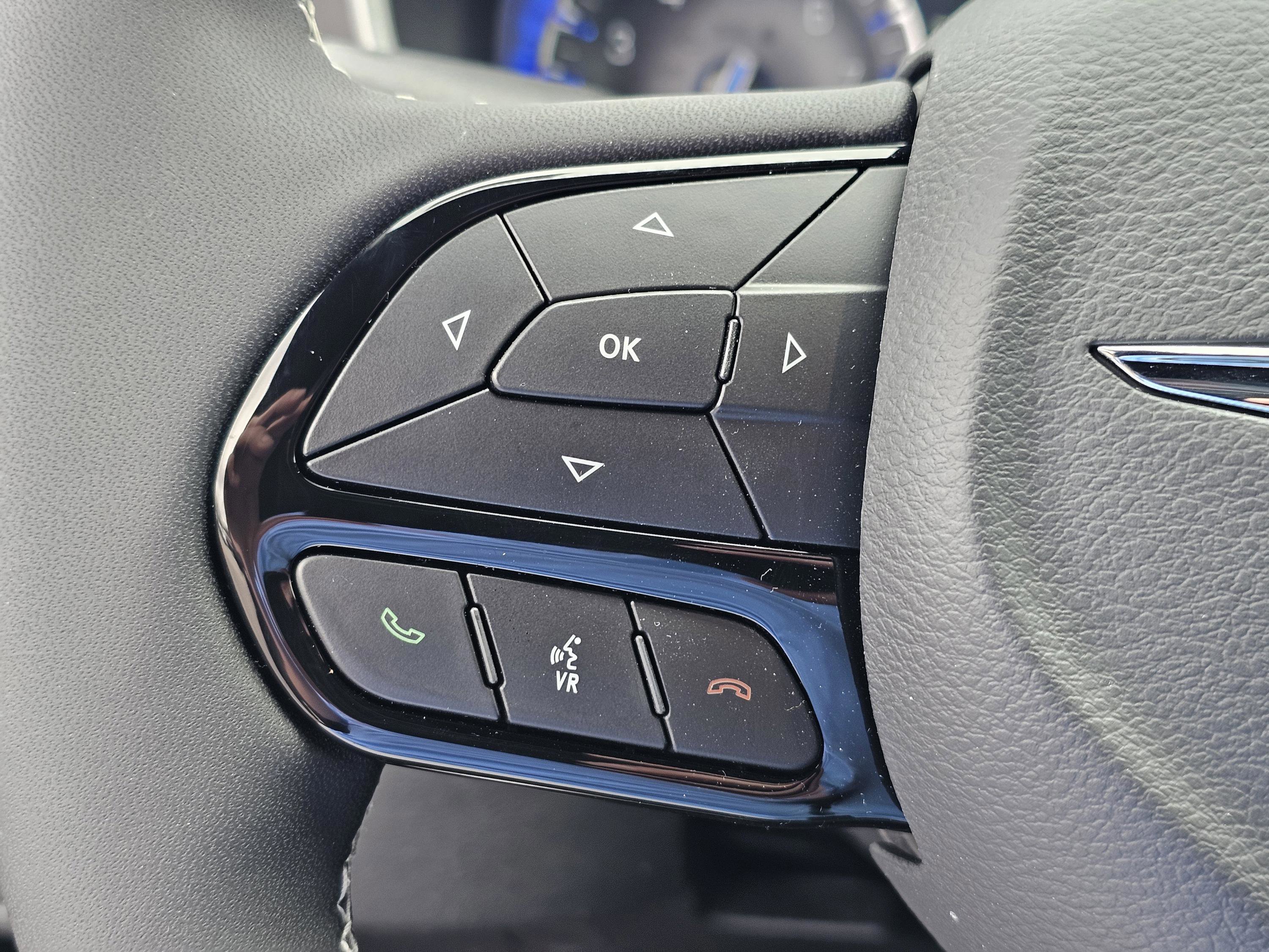 New 2026 Chrysler Pacifica Select w/ S Appearance Package image 21