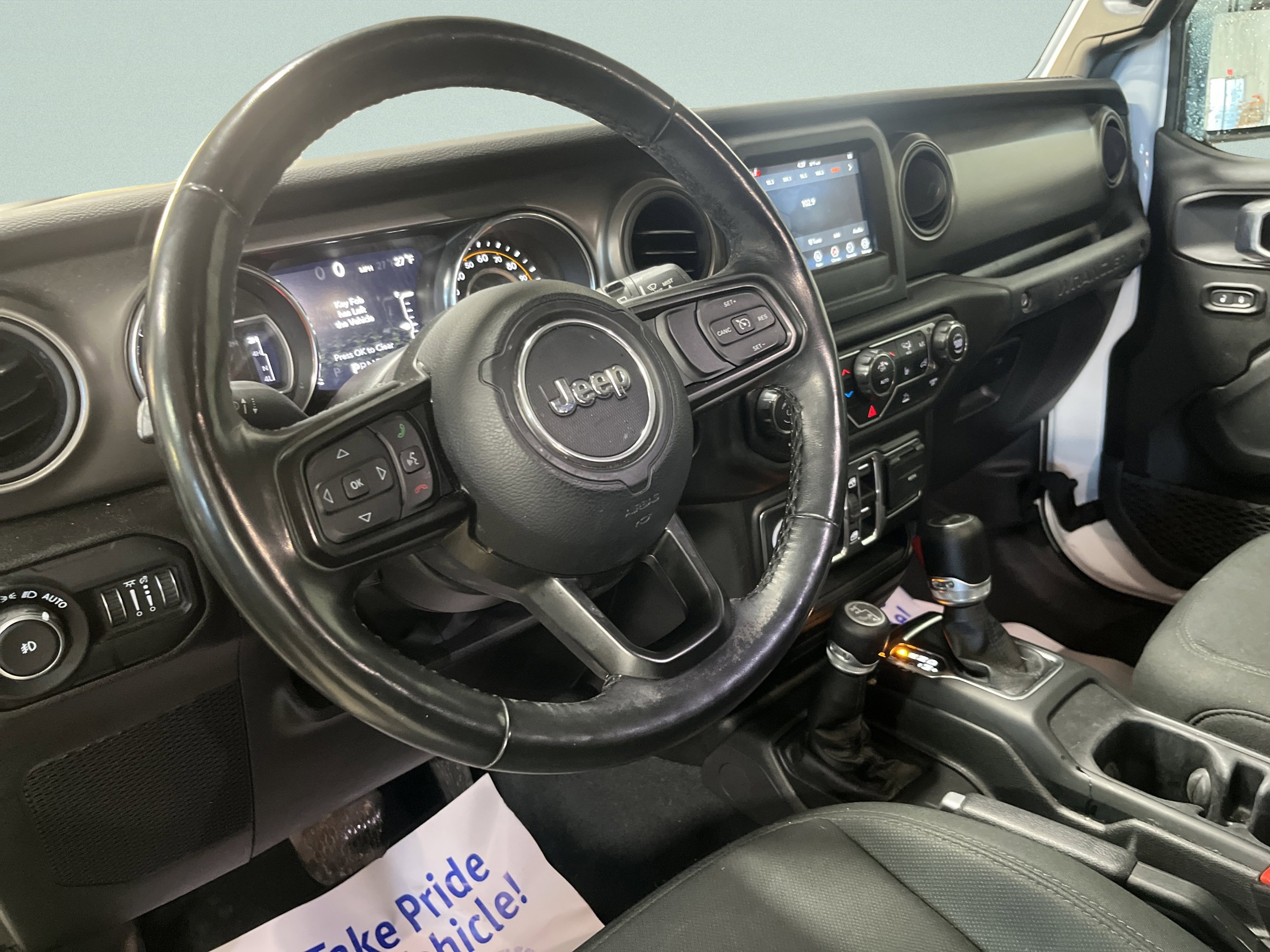 Used 2022 Jeep Wrangler Unlimited Sport image 11