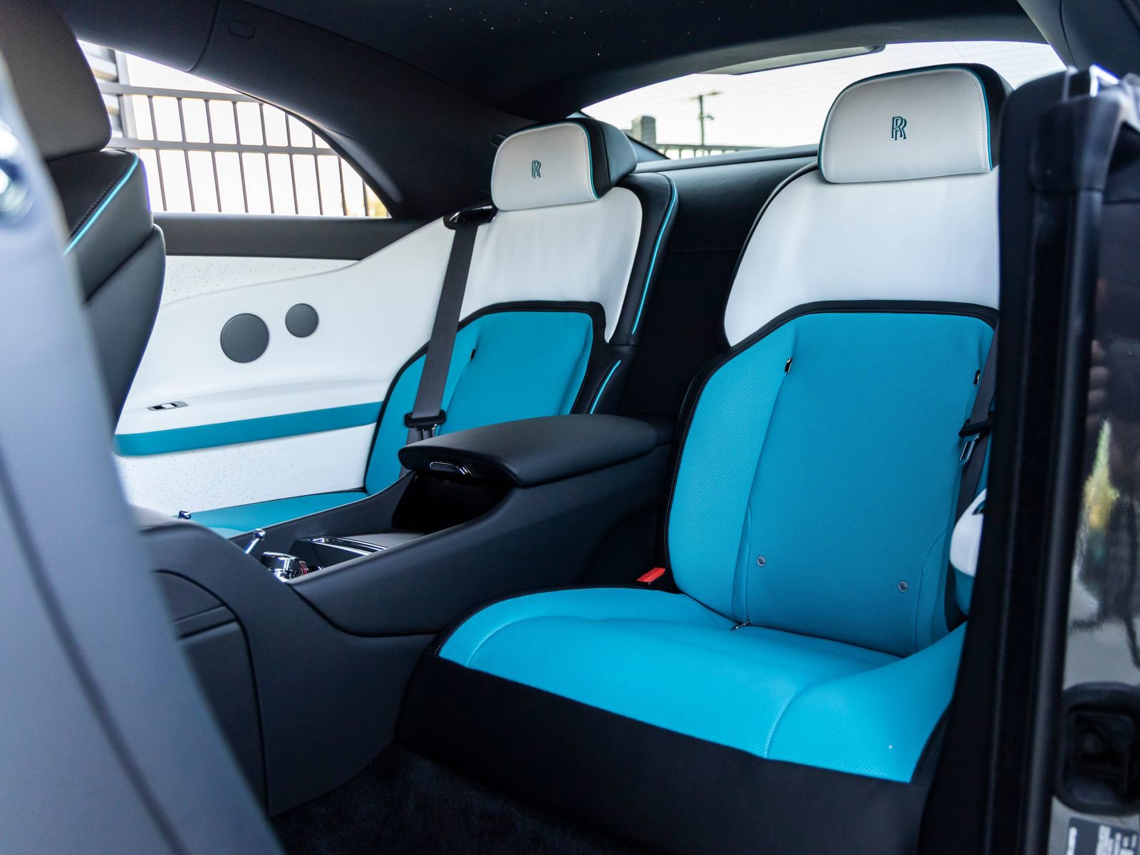 Certified 2025 Rolls-Royce Spectre image 39