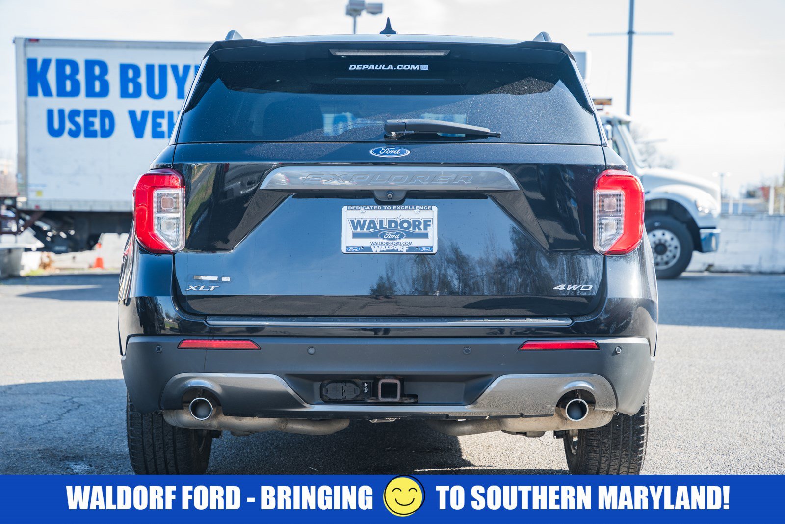 Used 2022 Ford Explorer XLT w/ Equipment Group 202A image 5